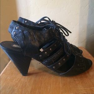 Unique Vera Wang heels